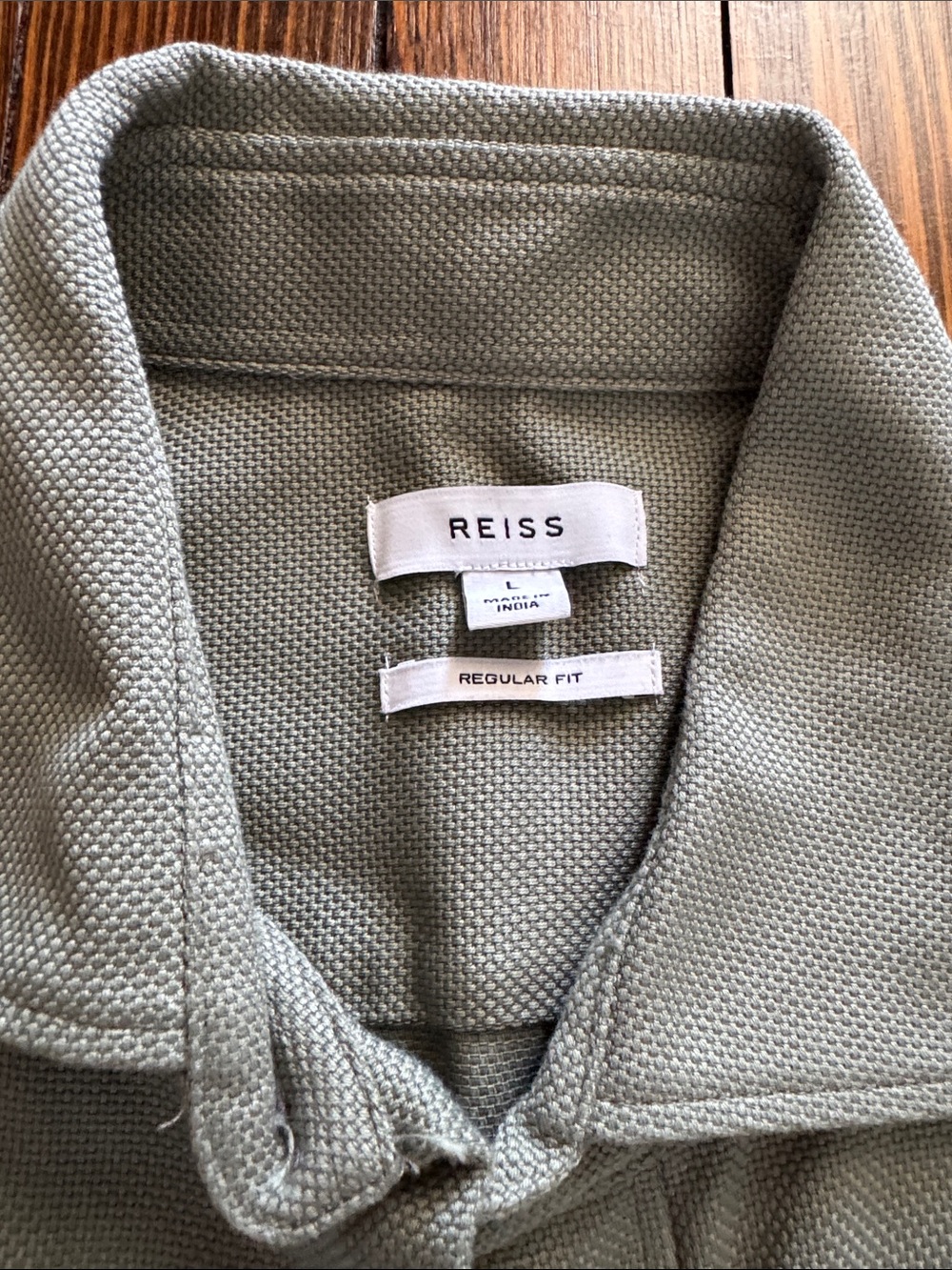 Reiss Light Sage Green Casual Button-Down Shirt - Picture 2 of 3